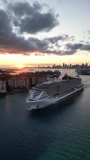 ⚓️ Welcome back to Miami ⚓️ MSC Seaside just crossed the Atlantic Ocean and will stay in Miami until April 2025. 🚢 Once MSC World America arrives in Miami, she will head back to Europe! Have you tried MSC cruises? 🤩👀 #fyp #cruise #cruisetok #msccruises