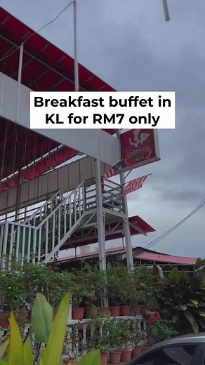 This spot in KL serves breakfast buffet for RM7/ pax (food only) only😱 📍 Naan Corner Restaurant 1983, Lembah Keramat, KL 📆 Weekend & public holiday only 🎥 @aboiii98 (IG) | KL Foodie