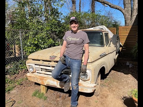 Will it run? Sunk in the mud awaiting rescue! 1962 F100.