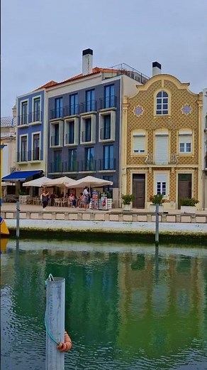 AVEIRO, Passeio de Moliceiro / Largo da Praça do Peixe / Passeios de Barco #aveiro