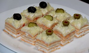Slana rozen torta sa sirom i šunkom