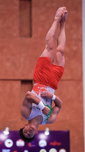 amir_rahmanizou on Instagram‎: "طلایی کارنامه کاریم🏅 ..... ادامش با شما score is 13.000 #دارحلقه #ژیمناستیک #تیم_ملی #مسابقه #امیرمحمد_رحمانی"‎