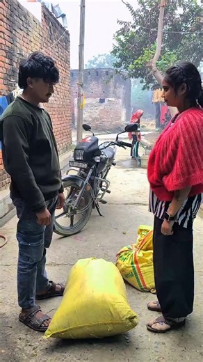 Anshika 5070 on Instagram: "90'S Old Hindi Songs 90s🥰Love Song Udit😍Narayan Alka Yagnik, Kumar Sanu songs hindi"