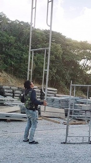 4.9K views · 75 reactions | Watch and Learn mga ka scaffolder balancing training vice versa work out #viralpost2025シ #traineeinjapan #OFWJAPAN #scaffolderjobs #viralvideoシ #scaffolding | Melandro Ocampo | Facebook
