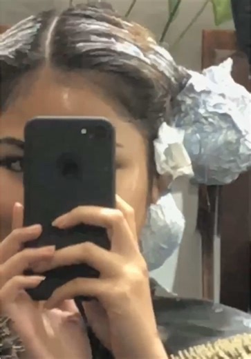 Hilarious Hairdresser Fails: Bleach Gone Wrong!