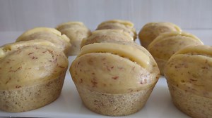 easy banana puto cheese recipe | Mommy Cheesy