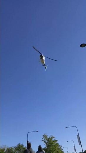 Chicago Police Helicopter fly-over with siren