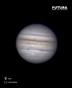 5.8K views · 245 reactions | [⚛️] Jupiter est la planète qui tourne le plus vite sur elle-même !  Cette vidéo illustre la rotation de la géante en condensant 25 minutes de vidéo en quelques secondes ! Anthony Salsi a qui l'on doit cette prise de vue a pu capturer Jupiter avec de tels détails... depuis son balcon à Nice !  | Futura explore l'espace | Facebook