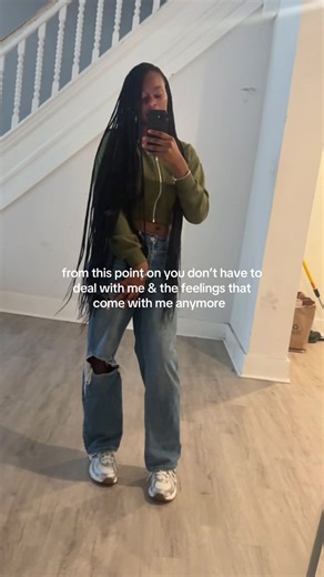 clay jensen (@theofficialclayjensenn)’s video of Losing Feelings