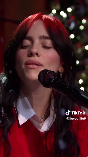 Billie Eilish Performs 'Have Yourself a Merry Little Christmas' on SNL