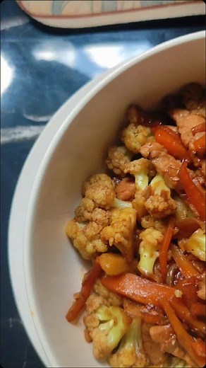 #CapCut Simple Veggie dish for you to try! Enjoy!#foodie #veggies #sauteedveggies #simplerecipe #yummy #homecooking