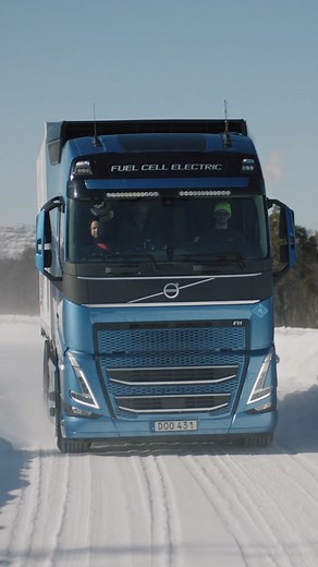 Hydrogen fuel cells deliver power and range for heavy-duty trucks, even when the temperature plummets below zero. #fuelcells #hydrogen #volvotrucks