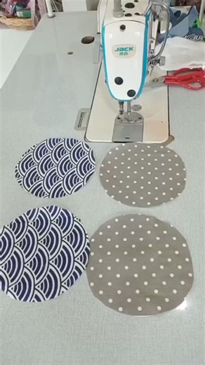 Sewing ideas! How to sew a simple circle of fabric scraps | Sewing tutorial #Hot pot handle #diy #handmade #sewing machine #sewing project #sewing skills #bags #diyprojectsideas | Diy By.rutchanoo