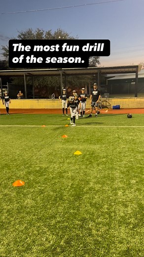 A fun drill that also builds real baseball movement. The S-shaped noodle drill looks like a game, but the movement behind it matters. Baseball isn’t just straight-line speed: it’s curves, angles, and reacting in motion. This drill helps players develop: • curved acceleration • tighter angles • inward body lean • trunk core control • balance while turning • re-acceleration out of cuts • confidence moving at game speed Training the shapes the game actually uses makes a difference over time. Move b