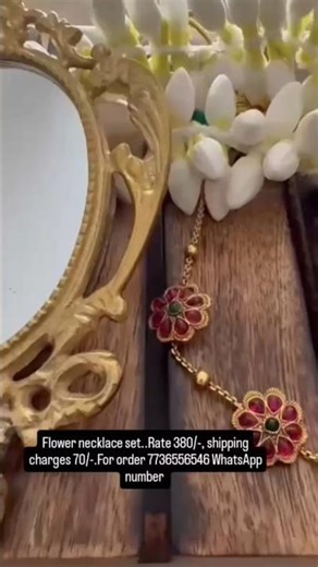 Flower necklace set.Rate 380/-, shipping charges 70/-.For order 7736556546 WhatsApp number