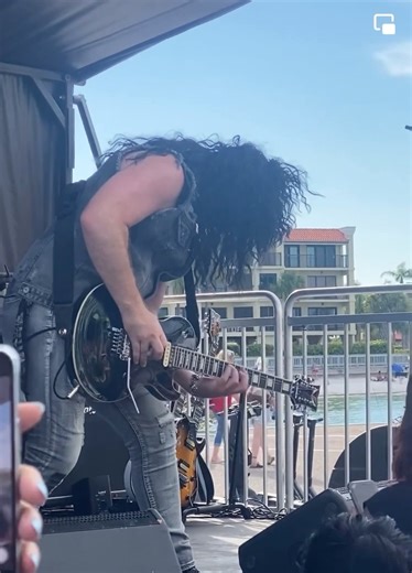 🎸🔥 HAPPY BIRTHDAY, ERIC STEWART! 🔥🎸 Help us wish a huge happy birthday to the one and only Eric Stewart, the ferocious six-string slinger of Scream Machine — the Ultimate 80s Arena Rock Band!🤘 Crank it up, raise a glass, and show Eric some birthday love today! 🎂🎶 Here’s to another year of epic riffs and killer solos! ⚡🎸 Give the video a share! #HappyBirthdayEric #ScreamMachine #80sRock #GuitarHero #ArenaRock 🤘 The Ultimate 80's Arena Rock Show - Scream Machine | The Ultimate 80's Arena 