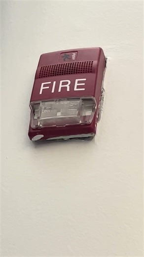 EST Genesis fire alarm horn strobe