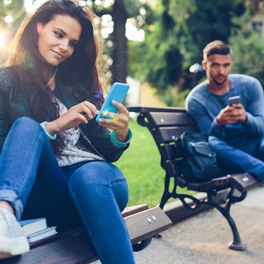 Spot the Signs! 15 Sure-Fire Ways to Tell if a Girl Likes You