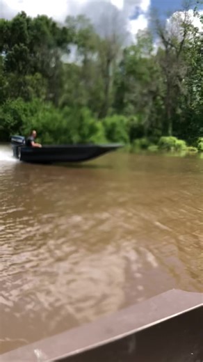 Fastest duck boat in La @jake hemphill #yamaha