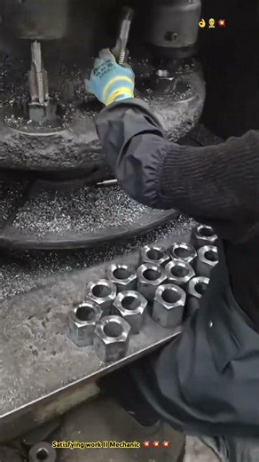 Metal nuts testing thread process - Ingenious Tool of Mechanic make work efficiently