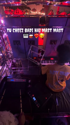 Uday Nty on Instagram: "#pad #band #livemusic #reelsi̇nstagram #viralvideos❣️ #chatalband👌👌✌️✌️❣️ #tredning #nty #chatalbanddancehyderabad #pad band#teemar #mass #beat #dance"
