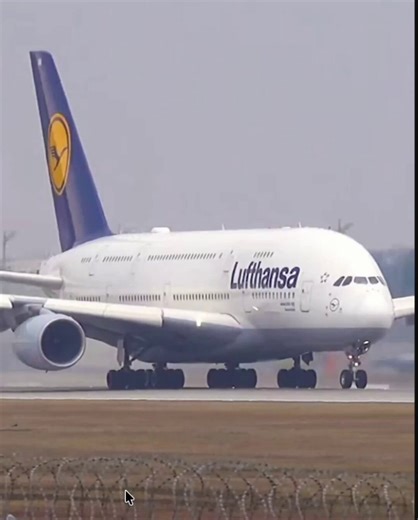 🔥Breaking: Fuel Crisis in EuropeLufthansa has just canceled 20,000 flights to save fuel as jet prices continue to soar across Europe. Families are scrapping their summer holidays, and businesses are switching to video calls instead of travel.A full-blown economic disaster is now looming over the continent.[Video by Megatron]