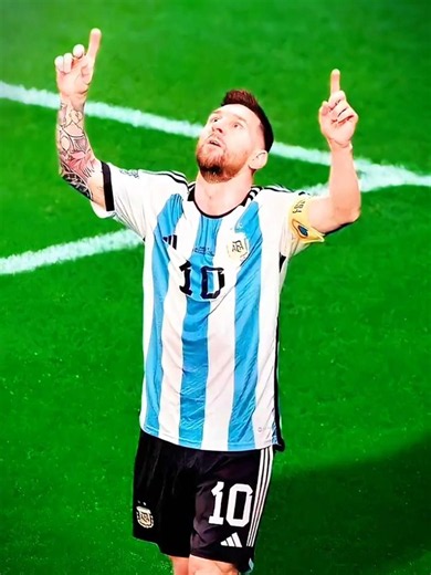 The real secret behind Messi's celebration! 😢 A silent prayer to his grandmother