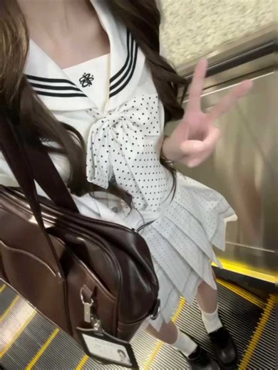 甜美不腻｜水手服JK穿搭