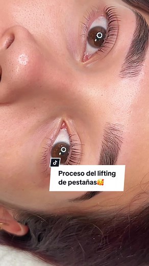 Lifting de Pestañas: Proceso y Resultados Impactantes