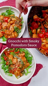 Brighten up your mornings with our 3 brand NEW smoothies ☀️ From our refreshing Cucumber Melon 🥒 to our tropical Papaya Blood Orange 🍊 enjoy tasty goodness in a glass and drink your way to 5-a-day 🙌 Stock up your freezer today! | Mindful Chef