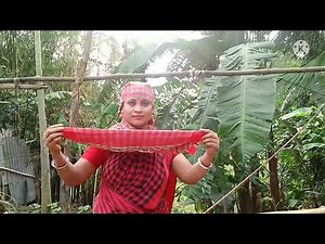 How to slaughter chicken / Women slaughter chicken / Chicken cutting /