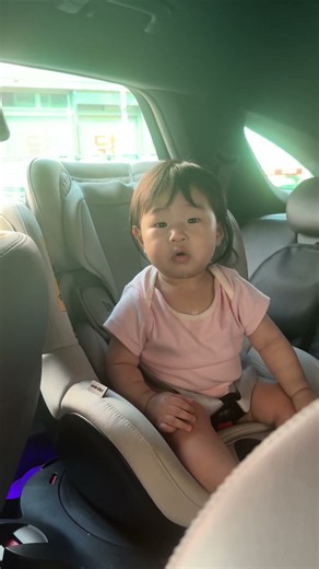 엄마 찾는 9개월 귀염둥이