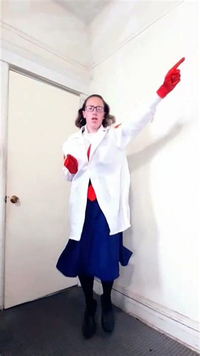 'Mannrobics Medic'. 👩‍⚕️🎶 #cosplay #teamfortress2 #tf2medic #mannrobics #dance #short.