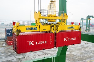 Ensuring spreader safety with Bromma TTDS