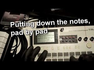 Roland TR-505 - Simple sequencing demonstration