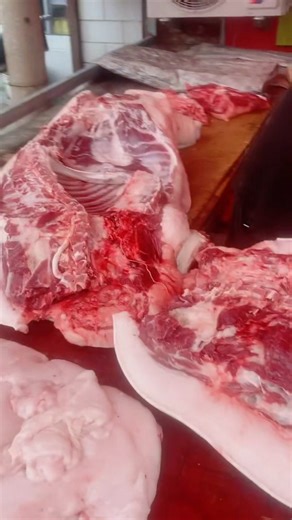 Pig Butchery Process 🐷 Fast & Clean Knife Work. Ep43 #Cooking #shorts @FoodisFoodie