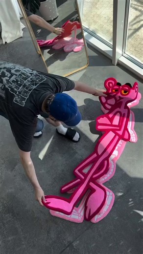 Many today consider a finer taste of things “elitist” because it suggests judgment, subconsciously confronting them with the idea that beauty is objective. Baltasar Gracián said “Know how to choose well. Most of life depends thereon. It needs good taste and correct judgment, for which neither intellect nor study suffices".And Nietzsche said “In the end it must be as it is and always has been: great things remain for the great, abysses for the profound, nuances and shudders for the refined, and,