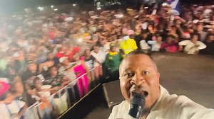 This is how we ended the Messiah Tour Mutare 🕺🏻🕺🏻🕺🏻. CAN WE DO THIS NEXT YEAR ? UK IS OUR NEXT STOP .#ministermahendere #directworship #messiahtour | Michael Mahendere