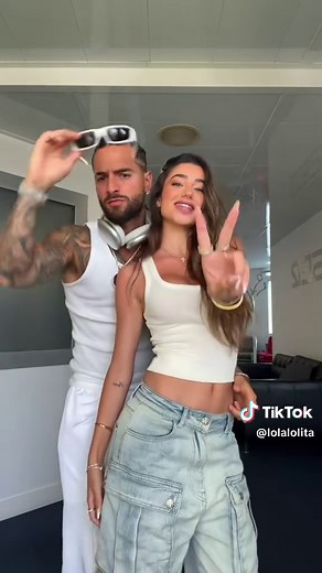 El amor en canciones: Maluma, su esposa y más