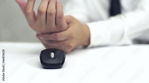 Man Hand Pain From Using Mouse