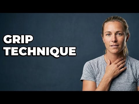 Should My Bottom Hand Slide on the Paddle Shaft?