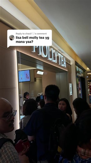 Refreshing Drinks at Pacific Place: Molly Tea Experience