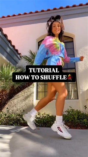 SOFÍASOFÍA | Mini tutorial video. How to shuffle/cuttingshapes. . . #moves #tutorial #shufflestyles #shufflegirl #shuffling #howto #tutorials #footwork... | Instagram