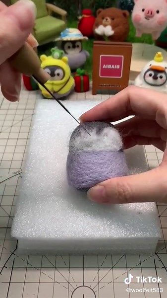 Needle Felting Wool Techniques and Handmade Creations