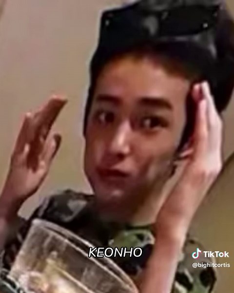 Reactions of Keonho, Seonghyeon, Martin, and Juhoon