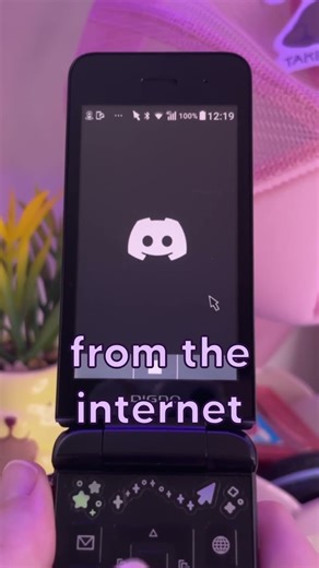 Flip Phones Will Always be Better Than Your iPhone