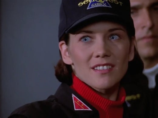 Happy birthday Stacy Haiduk! She played Lieutenant Commander Katherine Hitchcock in seaQuest DSV season 1. Stacy is currently playing Kristen DiMera in NBC's soap opera 'Days of Our Lives'. Enjoy this video of Stacy in scenes of season 1 episode 9 'The Regulator'.