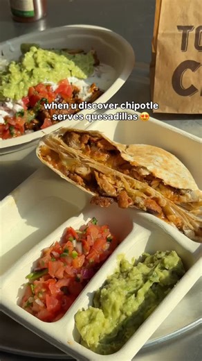 ur sign to order a quesadilla on your Chipotle UK app account and input code NQD2025 at checkout until Thursday 25/09 to enter to win FREE Chipotle for the month of October 🫶🙂‍↕️ #chipotleuk #mexicangrill #quesadilladay | Chipotle Mexican Grill