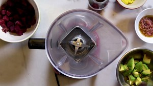 1.3K views · 30 reactions | Avos and beets make for a pretty good soup 陋 | Avocado | Facebook