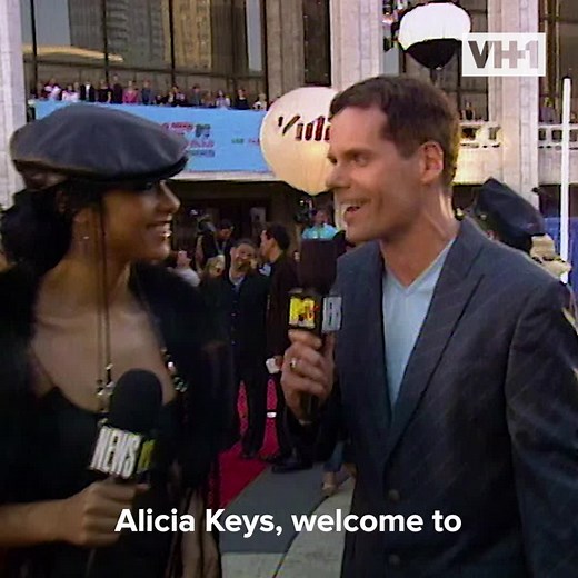 57K views · 696 reactions | Somebody build me a time machine ASAP so I can travel back to relive Alicia Keys' very first #VMAs!  | VH1 | Facebook